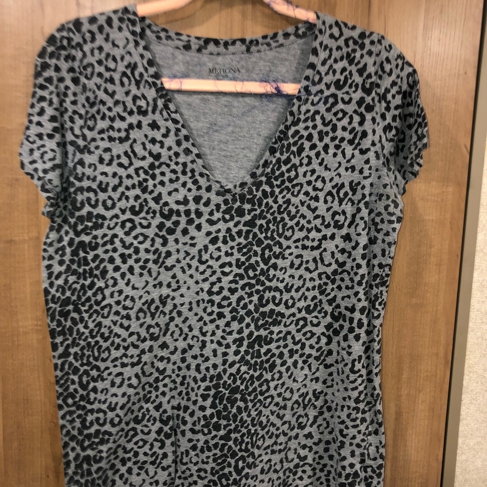 Shirts Size Large - Picture 2 of 7